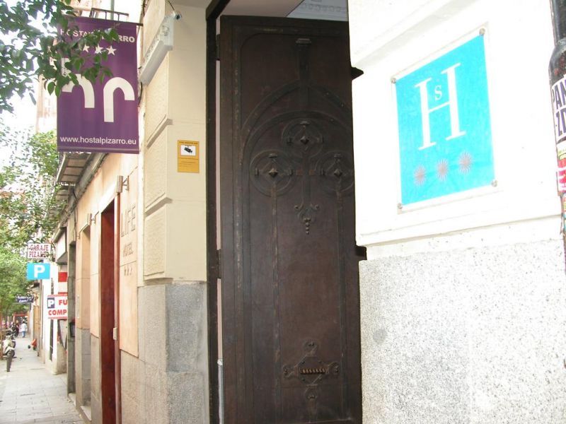 PIZARRO HOSTAL фото 6