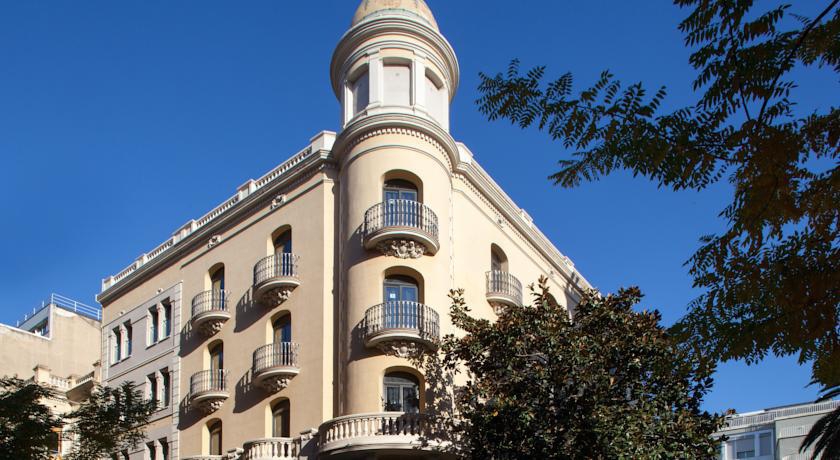 RESIDENCIA ERASMUS GRACIA