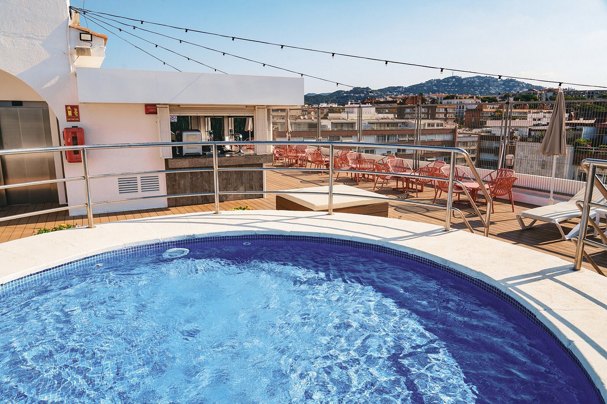 AMATISTA (EX. H-TOP ROYAL BEACH) фото 3