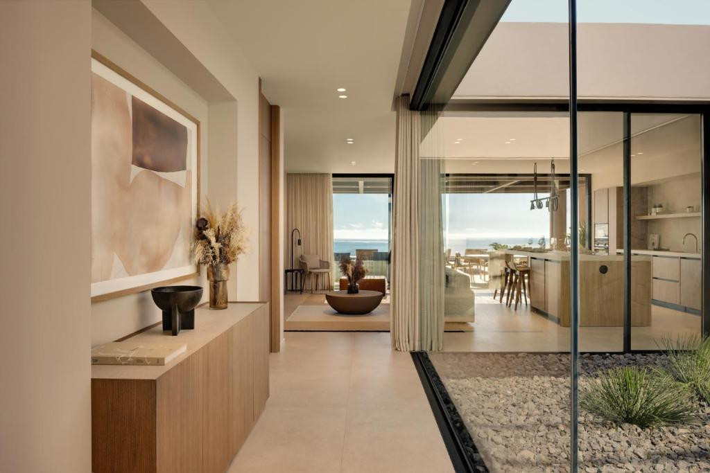 ROYAL HIDEAWAY CORALES VILLAS фото 3