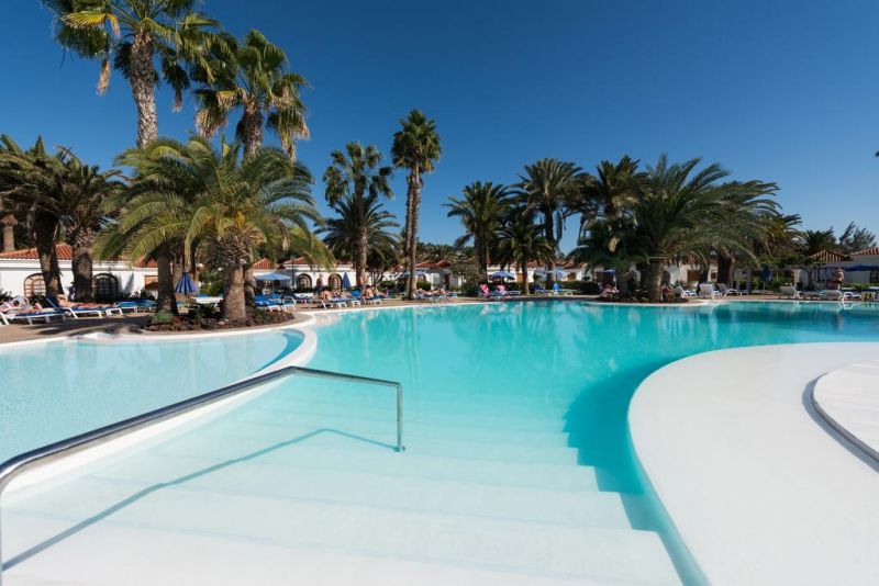 SUITE HOTEL JARDIN DORADO APT