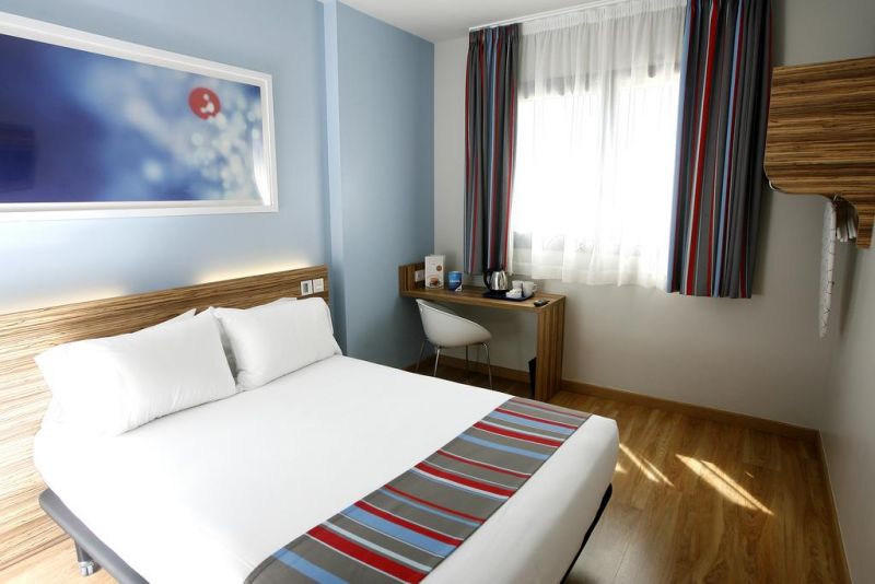 TRAVELODGE MADRID ALCALA фото 2