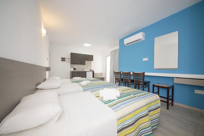 A MAOS HOTEL APARTMENTS фото 3