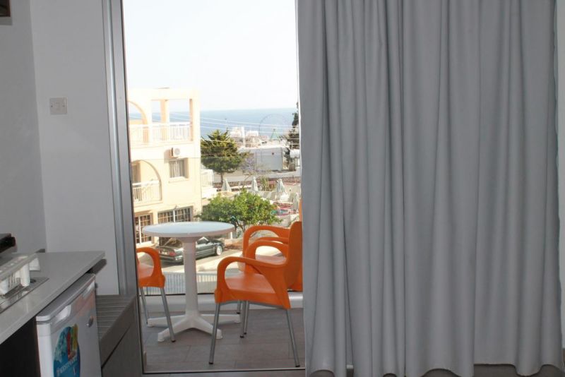 A MAOS HOTEL APARTMENTS фото 4
