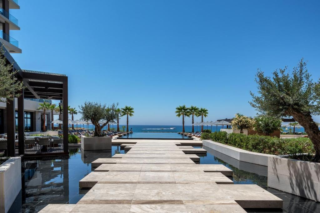 AMARA HOTEL