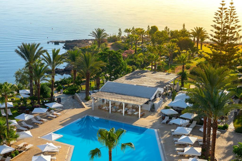 CRYSTAL SPRINGS BEACH HOTEL фото 3