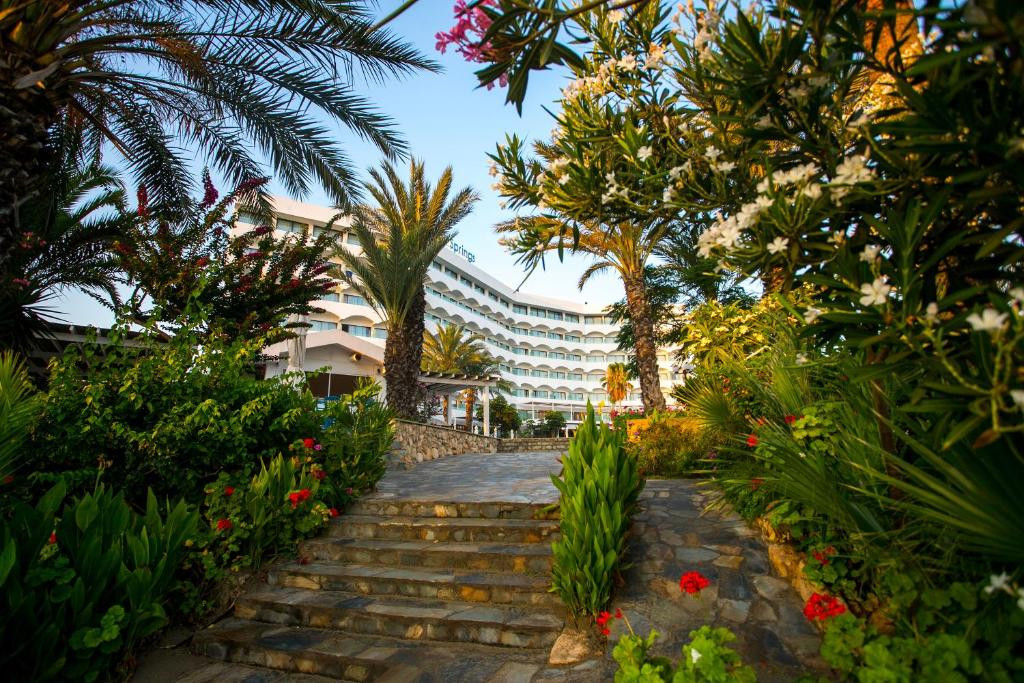 CRYSTAL SPRINGS BEACH HOTEL фото 4