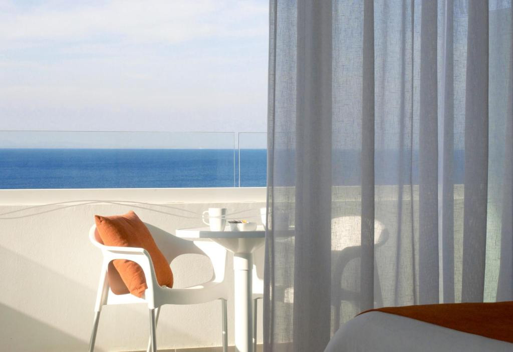 CRYSTAL SPRINGS BEACH HOTEL фото 6