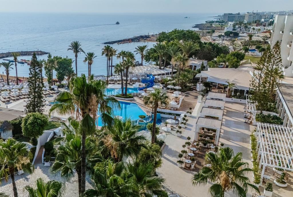 GOLDEN COAST BEACH HOTEL фото 5