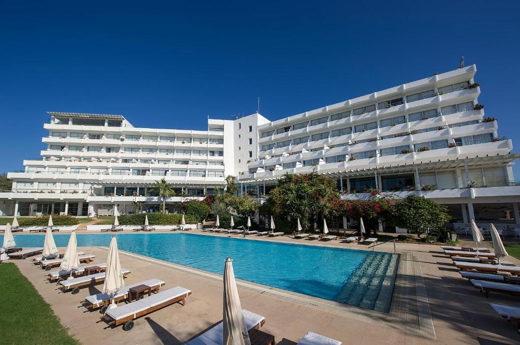 GRECIAN SANDS HOTEL