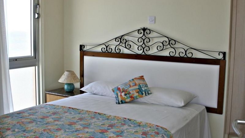 MACKENZIE BEACH HOTEL & APT фото 7