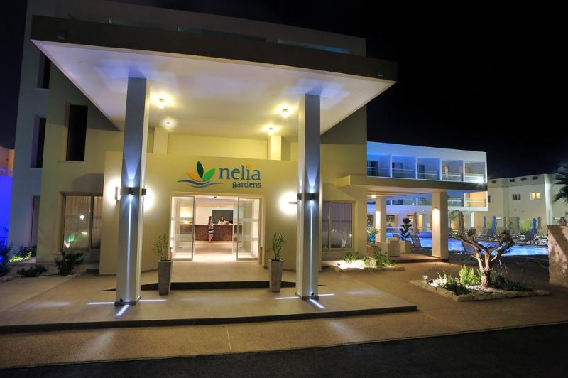 NELIA GARDENS фото 3