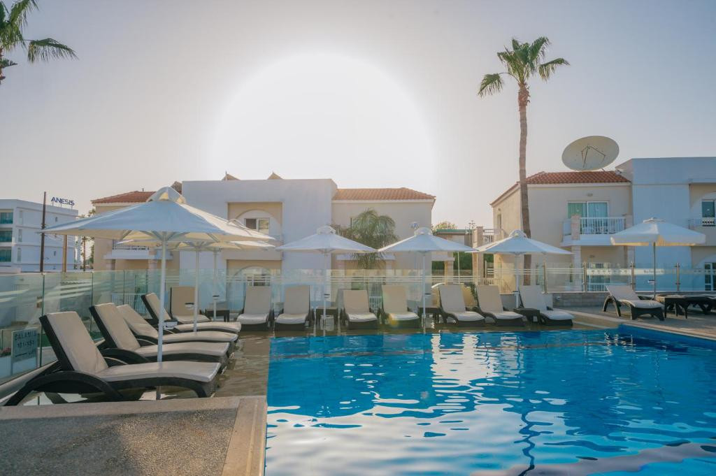 NEW FAMAGUSTA фото 7