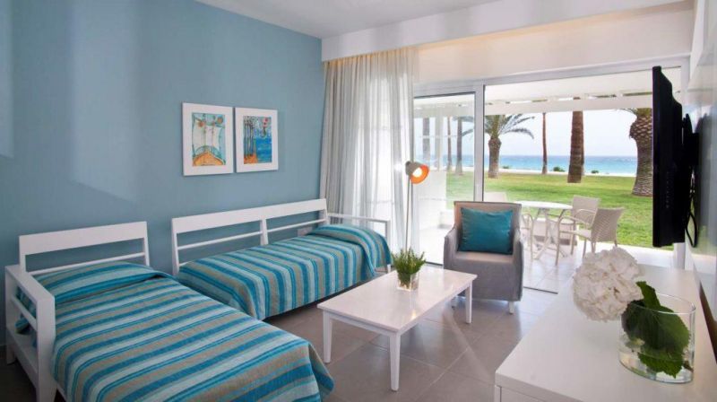 NISSI BEACH фото 6