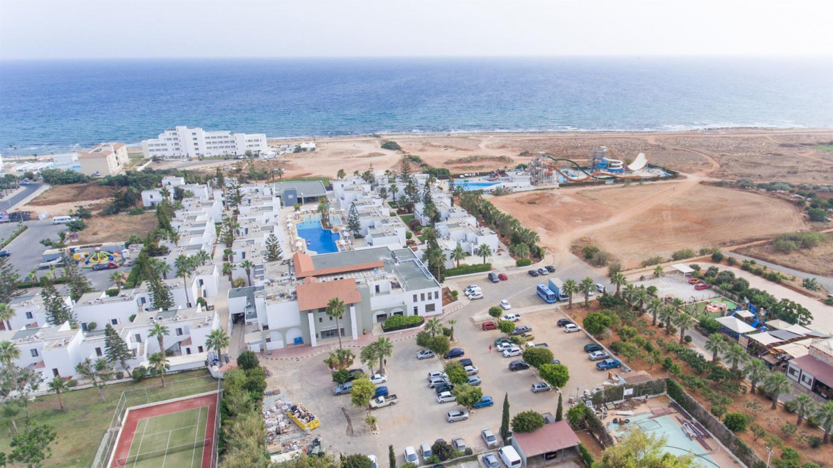 ATLANTICA PANTHEA RESORT (EX. PANTHEA HOLIDAY VILLAGE WATER PARK RESORT) фото 2