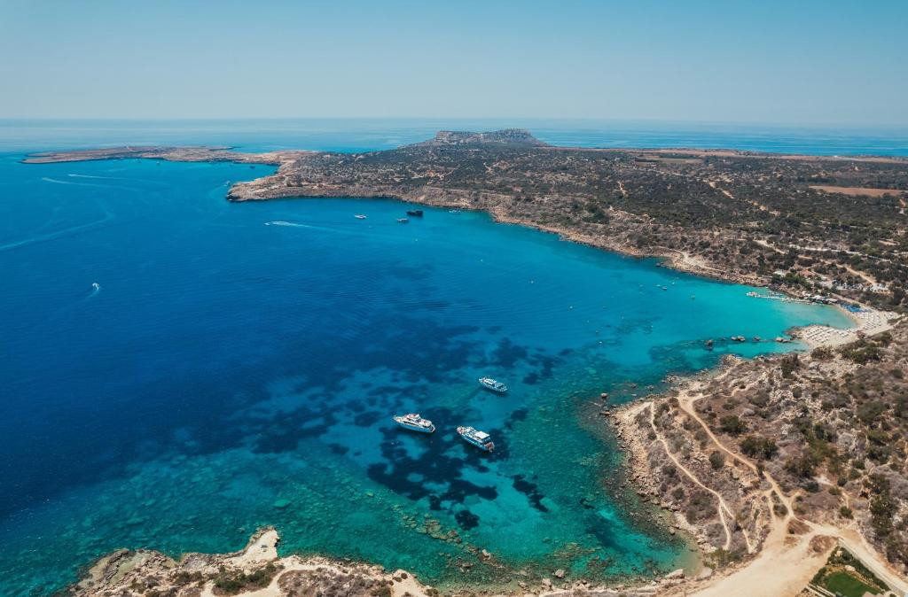 PERIYIALI KONNOS VILLAS BEACH RESORT фото 2