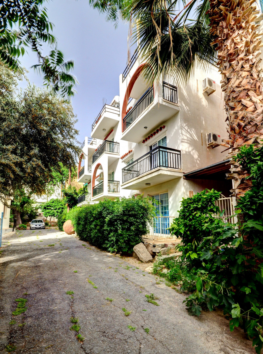 RENOS TOURIST APARTMENTS фото 6