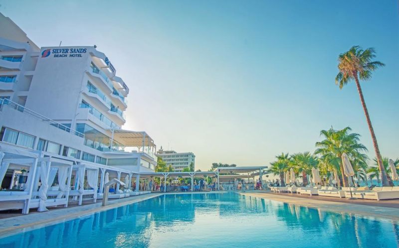 SILVER SANDS BEACH