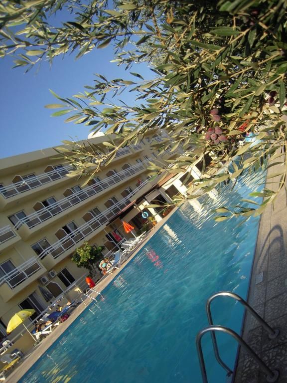 SUNQUEST GARDENS HOLIDAY RESORT фото 2