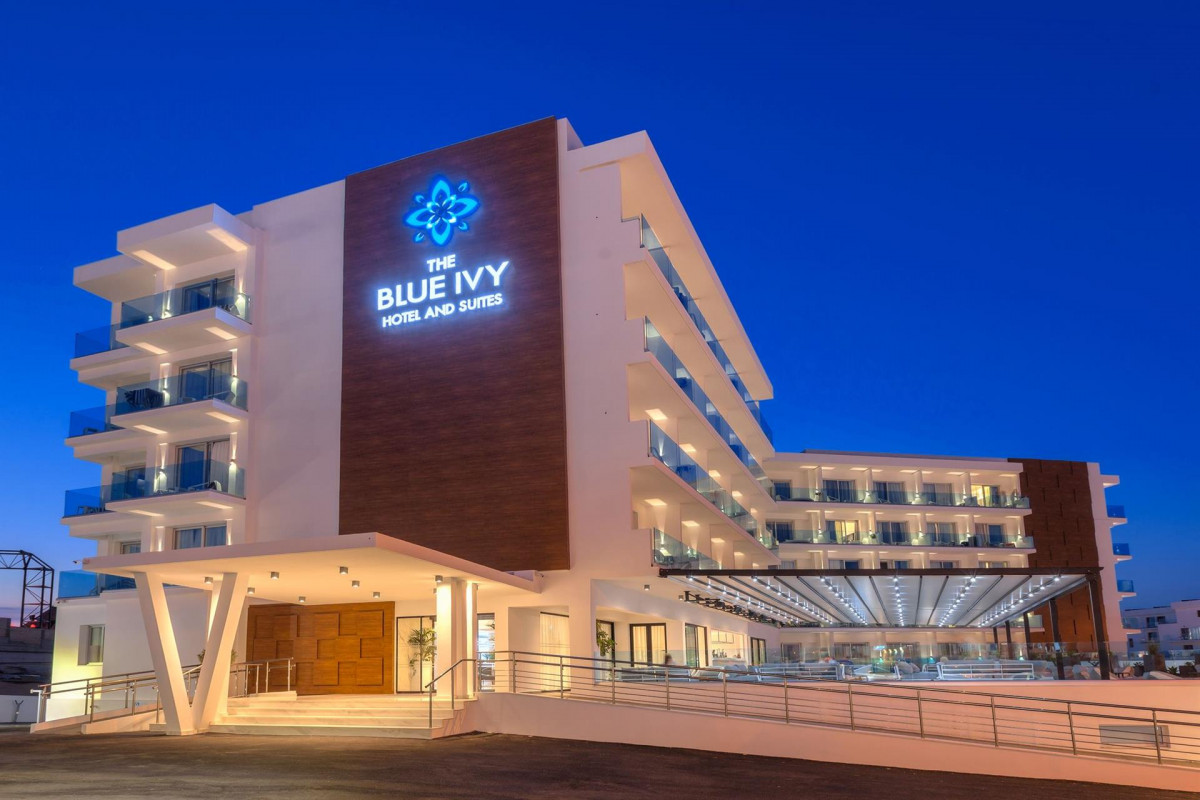 THE BLUE IVY HOTEL & SUITES фото 4