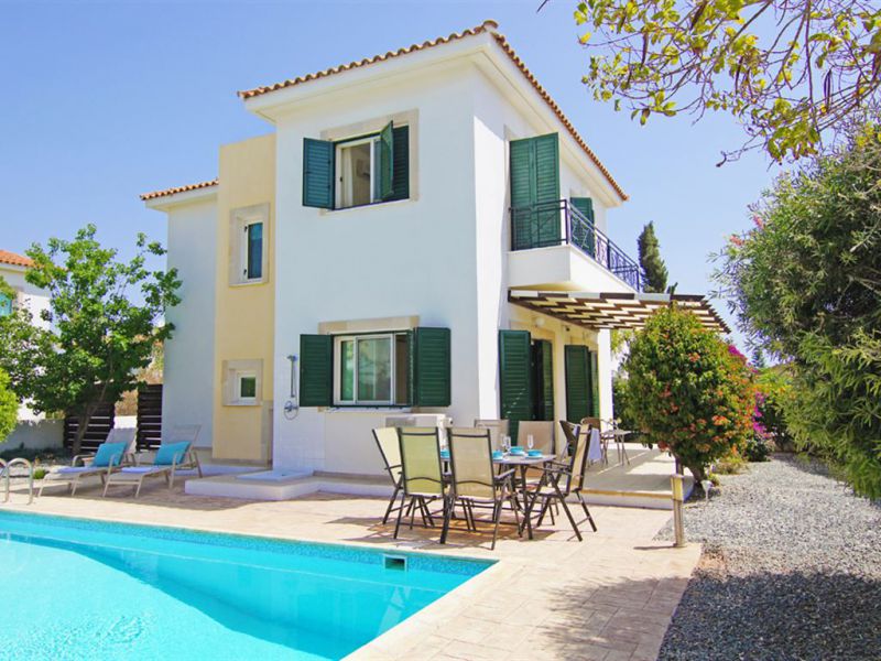 VILLAS2LET AGIA THEKLA
