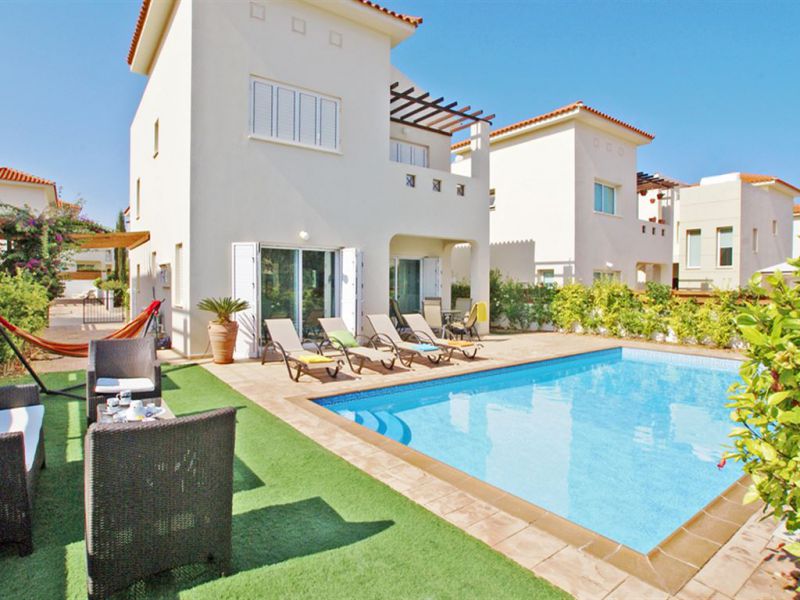 VILLA AGIA TRIADA