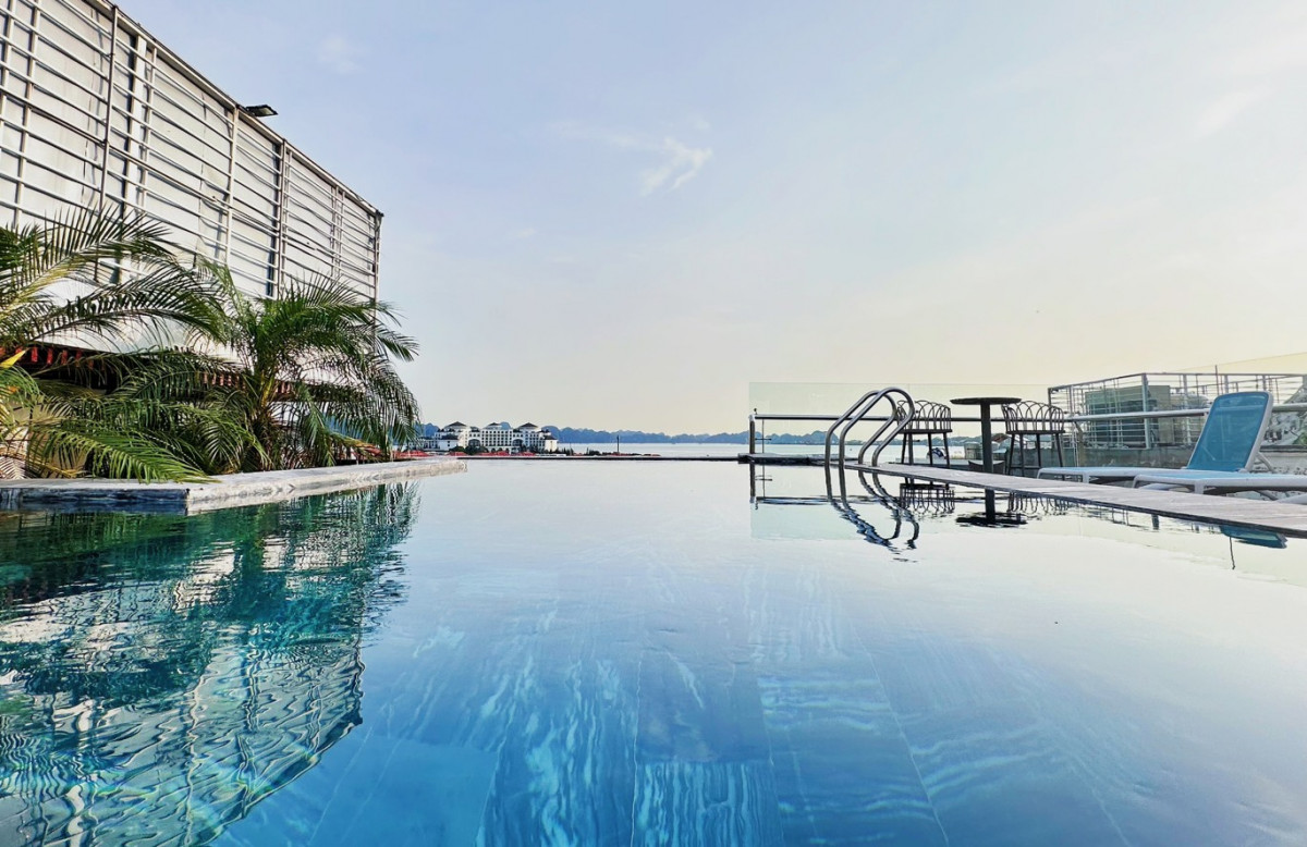 GREEN SUITE HALONG фото 6