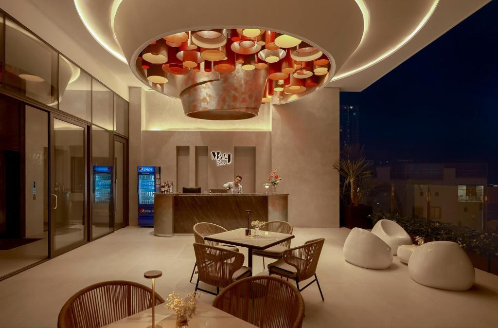 ADAMAS BOUTIQUE фото 5