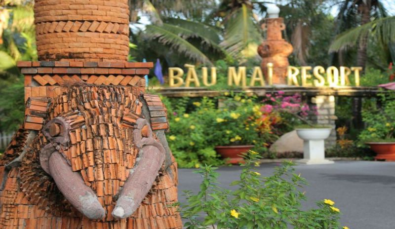 APRICOT RESORT
