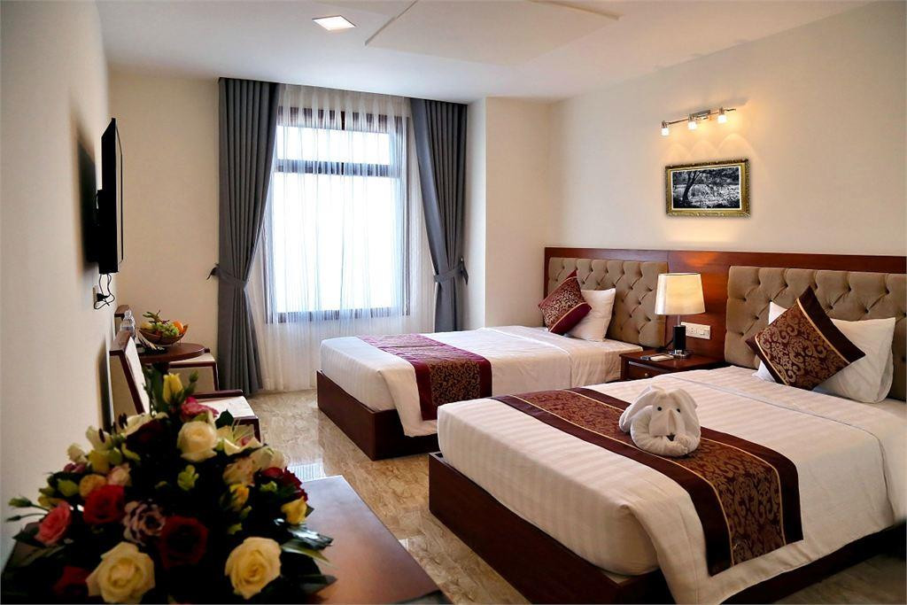 APUS INN