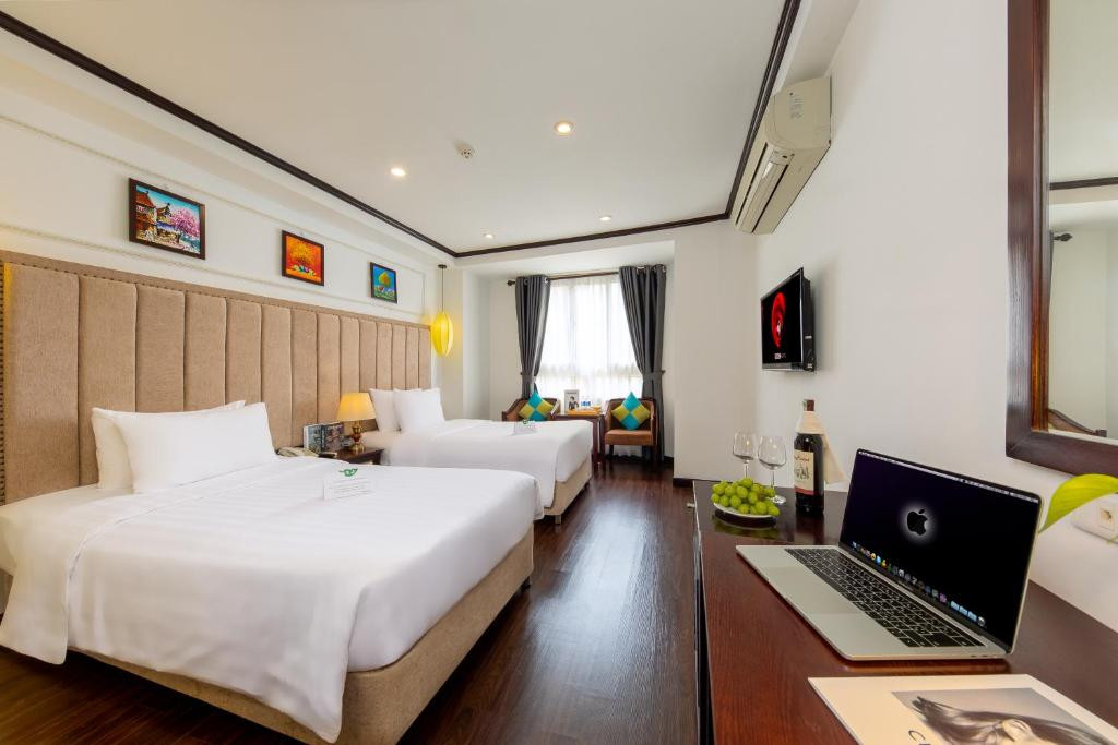 BABYLON GRAND HOTEL & SPA фото 2