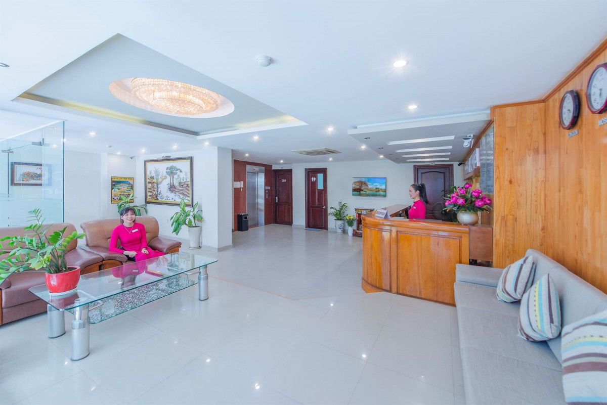 ARIMA HOTEL (EX. COSY)