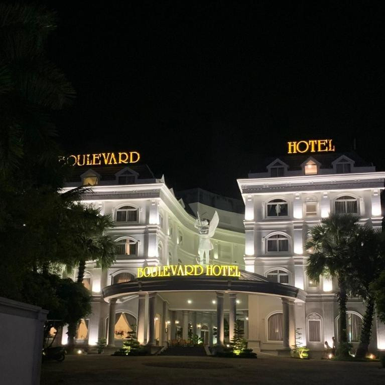BOULEVARD HOTEL фото 6