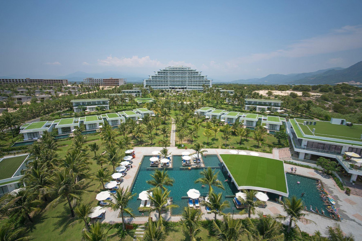 RIVIERA BEACH RESORT CAM RANH фото 2
