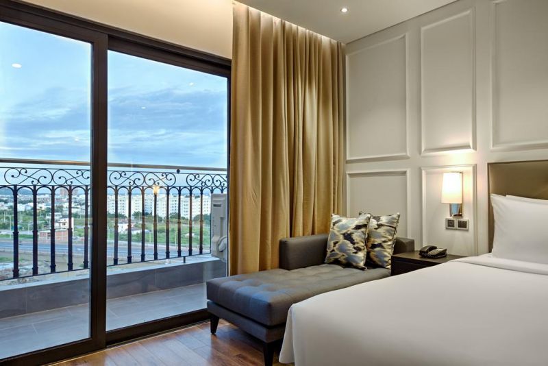 WYNDHAM DANANG GOLDEN BAY фото 7