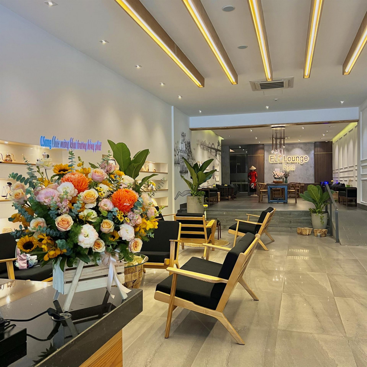 ELL LOUNGE SPA & HOTEL