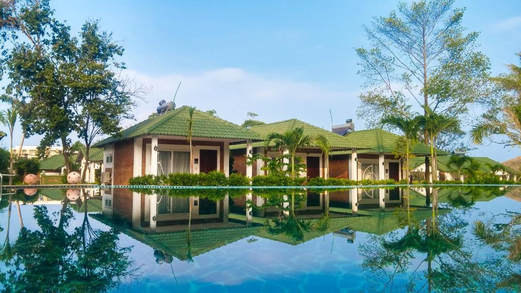 FAMIANA GREEN VILLA