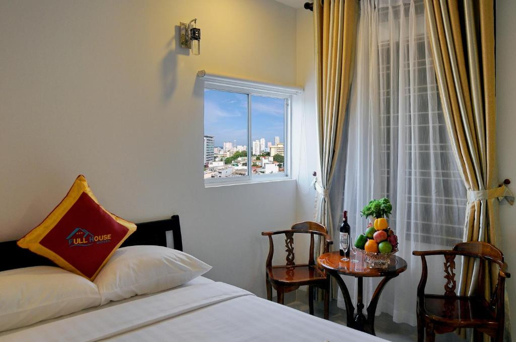 FULL HOUSE NHA TRANG HOTEL фото 3
