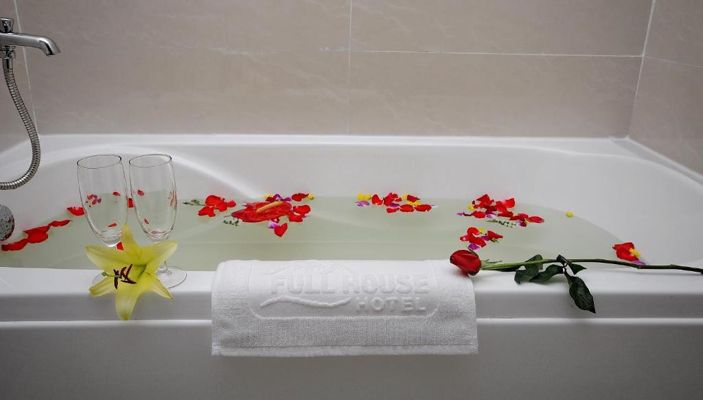 FULL HOUSE NHA TRANG HOTEL фото 4