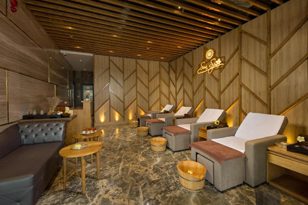 GRAND SUNRISE BOUTIQUE DANANG фото 6