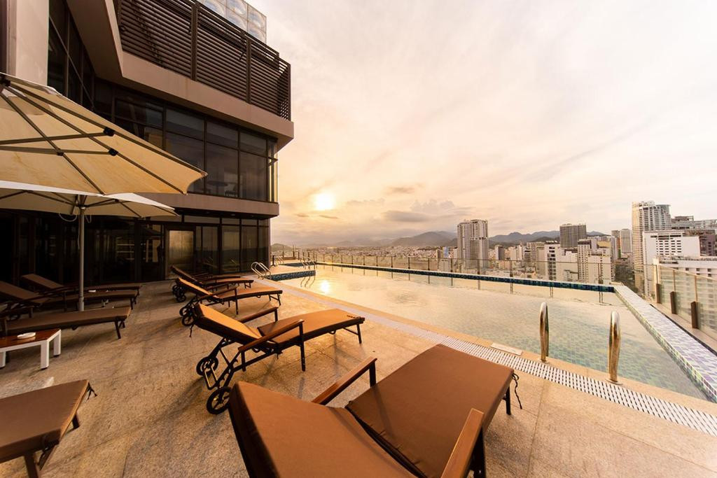 GREEN BEACH HOTEL фото 8