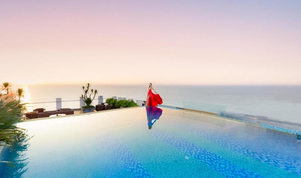 HAIAN BEACH HOTEL & SPA фото 2