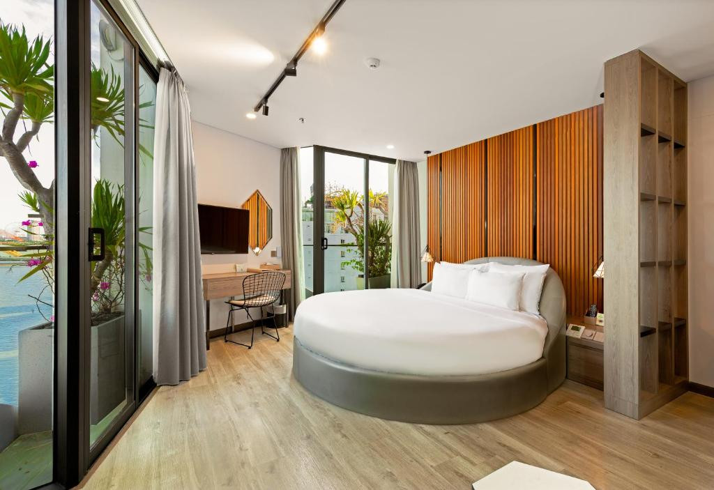 HAIAN RIVERFRONT HOTEL DANANG фото 7