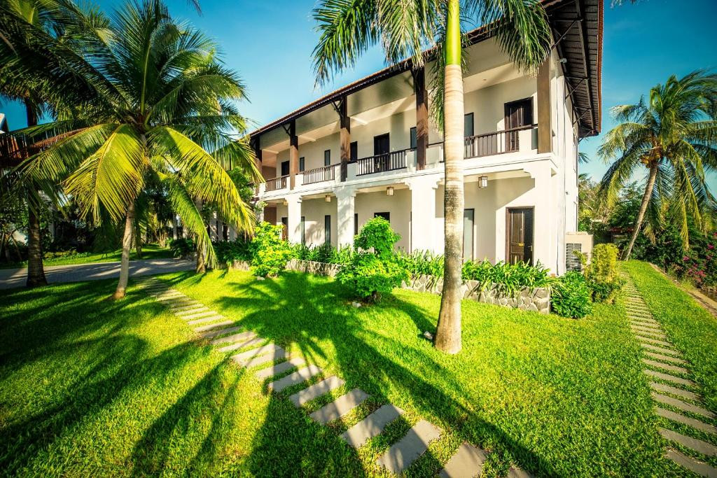 HOI AN BEACH RESORT фото 3