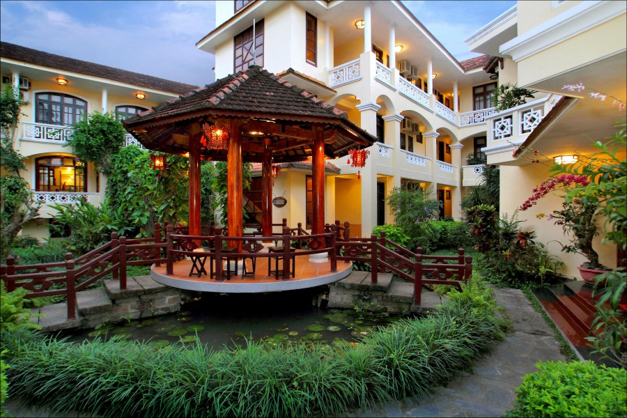 LOTUS фото 6