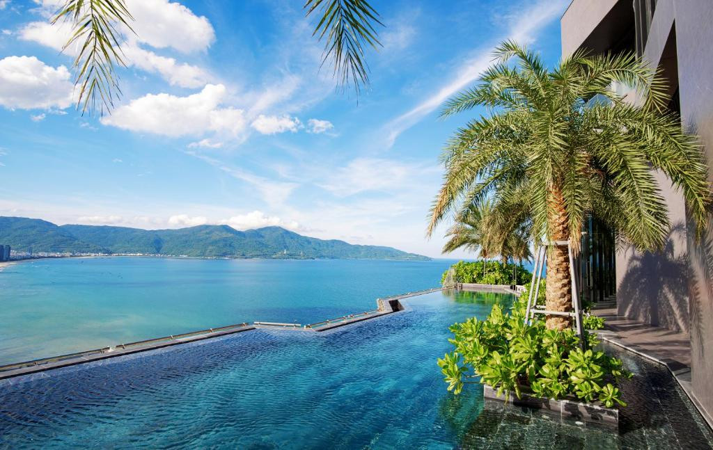 M HOTEL DANANG фото 3