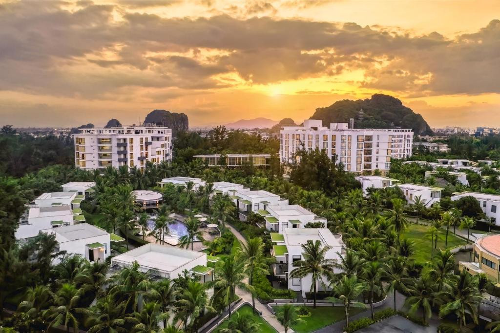 MELIA DANANG BEACH RESORT фото 3