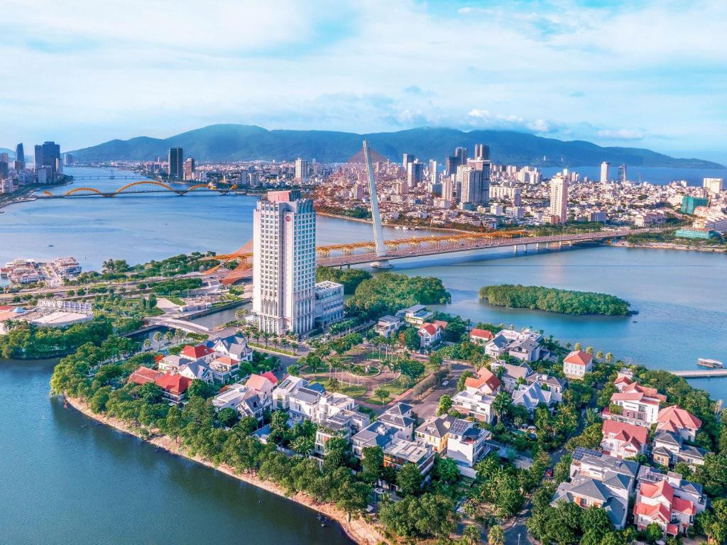 GRAND MERCURE DANANG