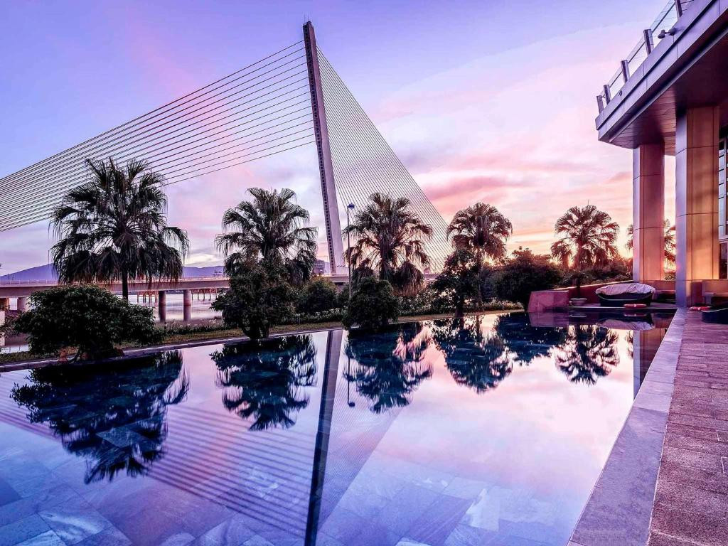 GRAND MERCURE DANANG фото 2