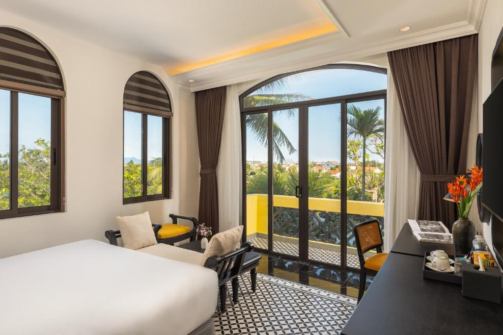 NESTA HOIAN RESORT AND SPA фото 2